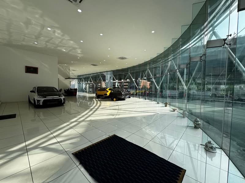 Retail Space for Sale in Tun Razak Exchange (Kuala Lumpur) - Yoong CF - PropertyGuru.com.my