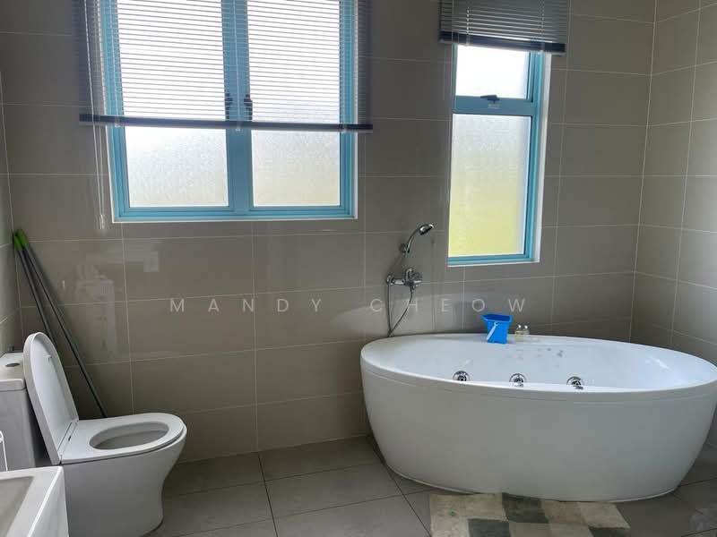 Bungalow for Rent in Rawang (Selangor) - Mandy Cheow - Bathroom - PropertyGuru.com.my