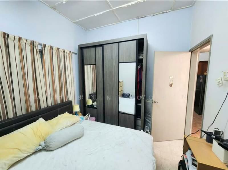 1-storey Terraced House for Sale in Taman Tun Dr Ismail (Kuala Lumpur) - muharni sawarin - Bedroom - PropertyGuru.com.my