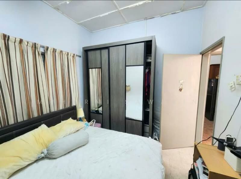 1-storey Terraced House for Sale in Taman Tun Dr Ismail (Kuala Lumpur) - muharni sawarin - Bedroom - PropertyGuru.com.my