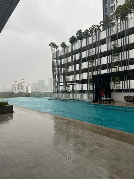 Condominium for Sale at Vivo Residential Suites - Oscar Pong - Pool - PropertyGuru.com.my