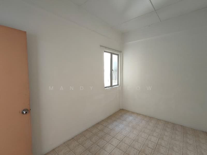 Flat for Sale at Orchid Court - Mandy Cheow - Interior - PropertyGuru.com.my