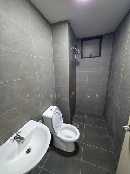 Service Residence for Sale at Majestic Maxim - KINKI CHAN - Bathroom - PropertyGuru.com.my
