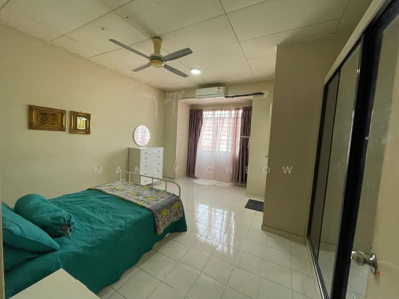Terraced House for Rent in Taman Garing Jaya (Rawang) - Mandy Cheow - Bedroom - PropertyGuru.com.my