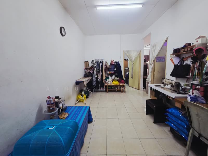 1-storey Terraced House for Sale in Bandar Sri Sendayan (Negeri Sembilan) - Azrul Othman - Interior - PropertyGuru.com.my
