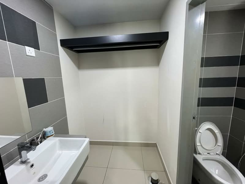 Servis Apartment untuk Dijual di G Residence @ Johor Bahru - Alan Ler - Bathroom - PropertyGuru.com.my