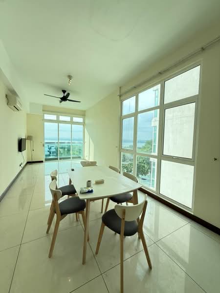 Service Residence for Sale at Paragon Residences @ Straits View - Alan Ler - Dining Room - PropertyGuru.com.my