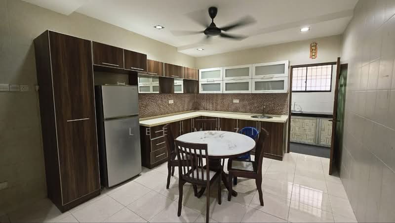 Rumah Teres 2 Tingkat untuk Dijual di Bercham (Ipoh) - Lee Muzi - Kitchen - PropertyGuru.com.my