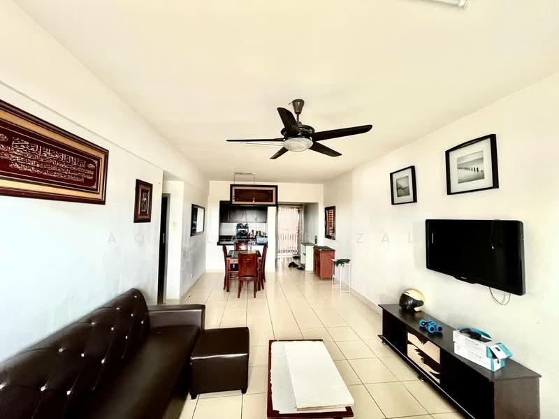Kondominium untuk Dijual di Fortune Park (Suria Perdana) - Aqillah Razali - Living Room - PropertyGuru.com.my