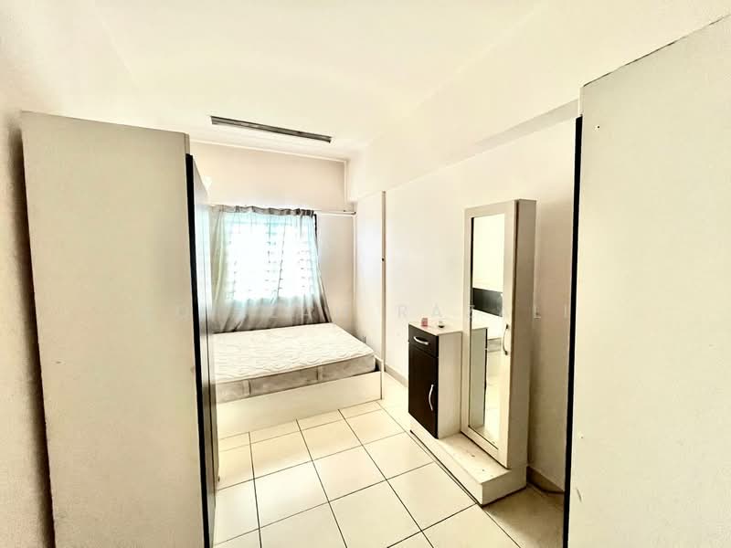 Kondominium untuk Dijual di Fortune Park (Suria Perdana) - Aqillah Razali - Bedroom - PropertyGuru.com.my