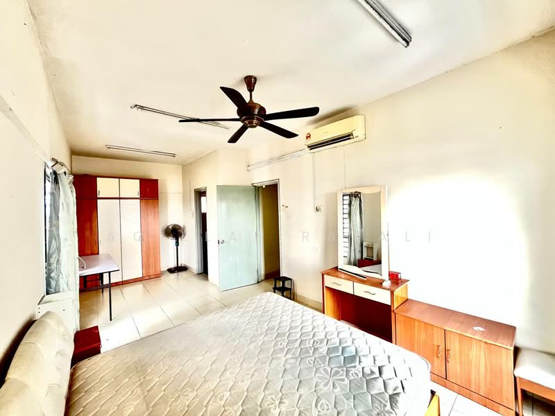 Kondominium untuk Dijual di Fortune Park (Suria Perdana) - Aqillah Razali - Bedroom - PropertyGuru.com.my