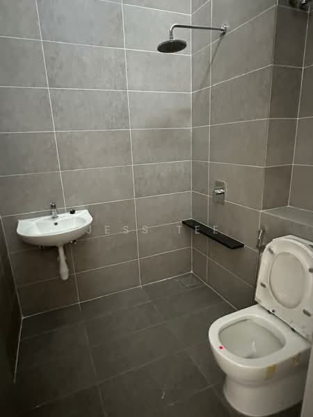 Rumah Teres 2 Tingkat untuk Dijual di Setia Utama (Setia Alam) - Jess Tee - Bathroom - PropertyGuru.com.my