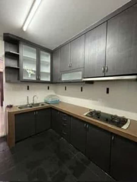 2-storey Terraced House for Rent in Taman Mount Austin (Tebrau) - Carol Low - Kitchen - PropertyGuru.com.my