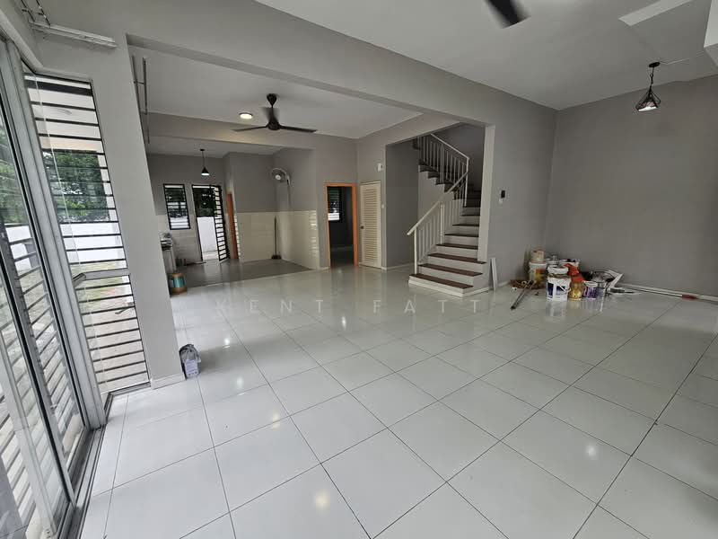 Rumah Teres 2 Tingkat untuk Disewa di TTDI Grove (Kajang) - Kent Fatt - Living Room - PropertyGuru.com.my