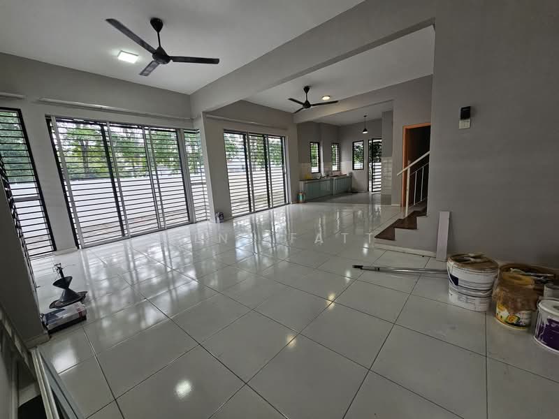 Rumah Teres 2 Tingkat untuk Disewa di TTDI Grove (Kajang) - Kent Fatt - Living Room - PropertyGuru.com.my