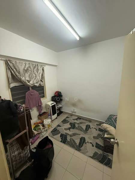 Apartment for Sale at Pangsapuri Setia Vista - Leong . - Bedroom - PropertyGuru.com.my