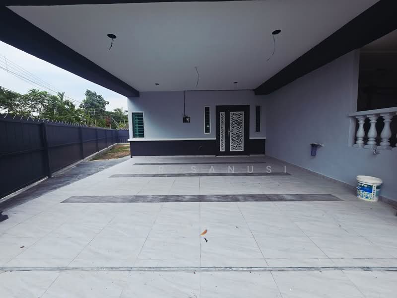 Terraced House for Sale in Sikamat (Negeri Sembilan) - Omar Sanusi - Exterior - PropertyGuru.com.my