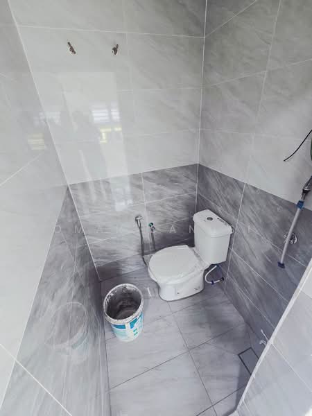 Terraced House for Sale in Sikamat (Negeri Sembilan) - Omar Sanusi - PropertyGuru.com.my