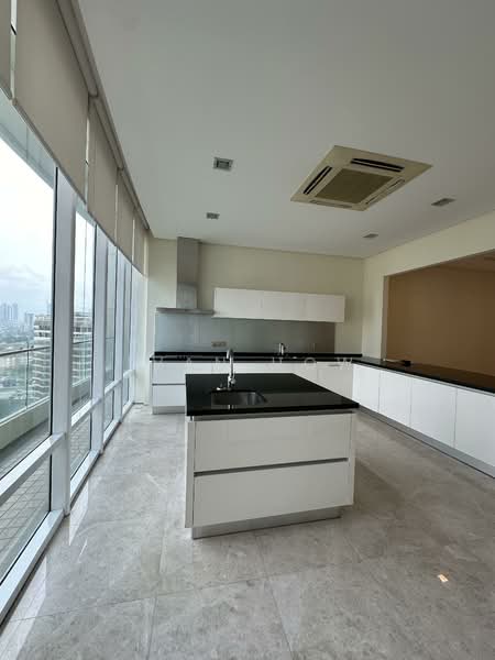 Service Residence for Sale at The Oval - Ivan How - PropertyGuru.com.my