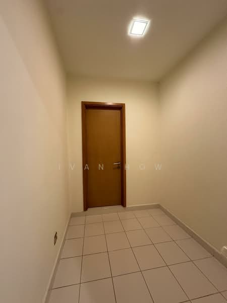 Service Residence for Sale at The Oval - Ivan How - PropertyGuru.com.my