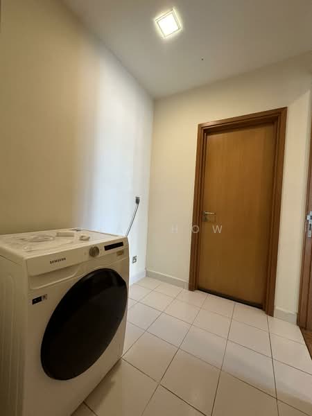 Service Residence for Sale at The Oval - Ivan How - PropertyGuru.com.my