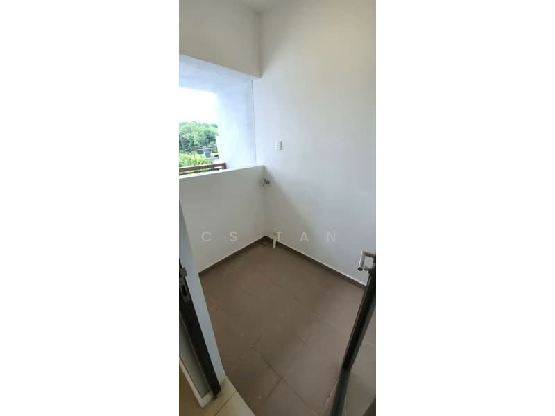 Condominium for Sale at The WaterEdge (Pinggiran Air) - CS Tan - Balcony - PropertyGuru.com.my