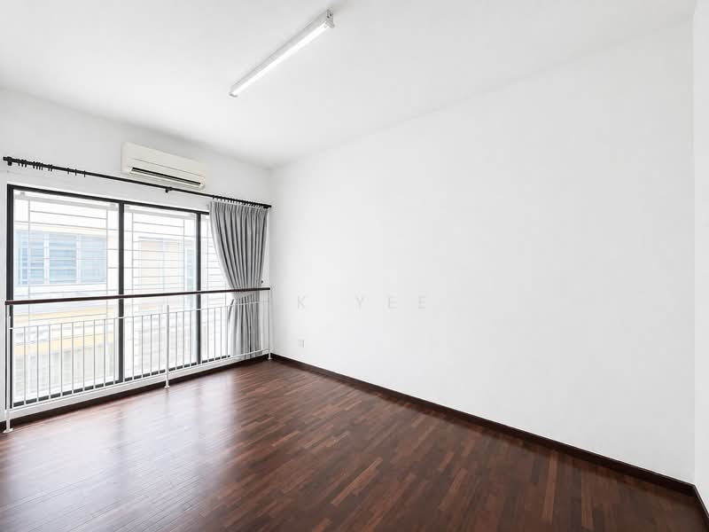 3-storey Terraced House for Rent in Taman Esplanad (Bukit Jalil) - CK Yee - Balcony - PropertyGuru.com.my
