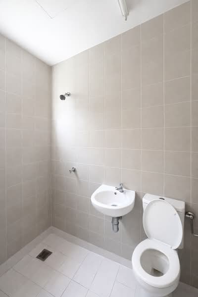 3-storey Terraced House for Rent in Taman Esplanad (Bukit Jalil) - CK Yee - Bathroom - PropertyGuru.com.my