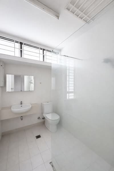 3-storey Terraced House for Rent in Taman Esplanad (Bukit Jalil) - CK Yee - Bathroom - PropertyGuru.com.my