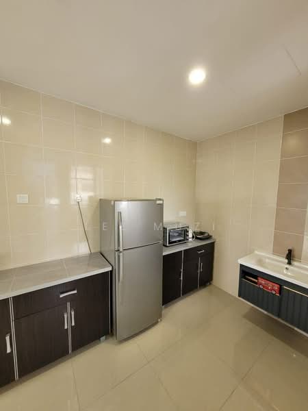 Kondominium untuk Disewa di Upper East @ Tiger Lane - Lee Muzi - Kitchen - PropertyGuru.com.my