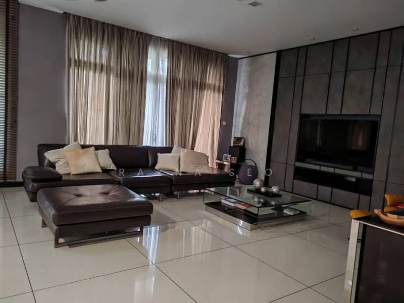 Rumah Banglo untuk Dijual di Johor Bahru (Johor) - Rayna Seo - Living Room - PropertyGuru.com.my