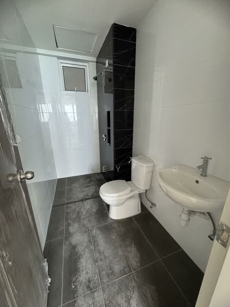 Kondominium untuk Dijual di Zen 6 - Ashley Goo - Bathroom - PropertyGuru.com.my