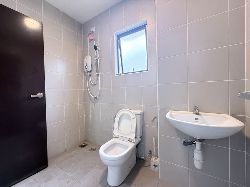Terraced House for Rent in Iskandar Puteri (Nusajaya) (Johor) - Along Arshad - Shared bathroom - PropertyGuru.com.my