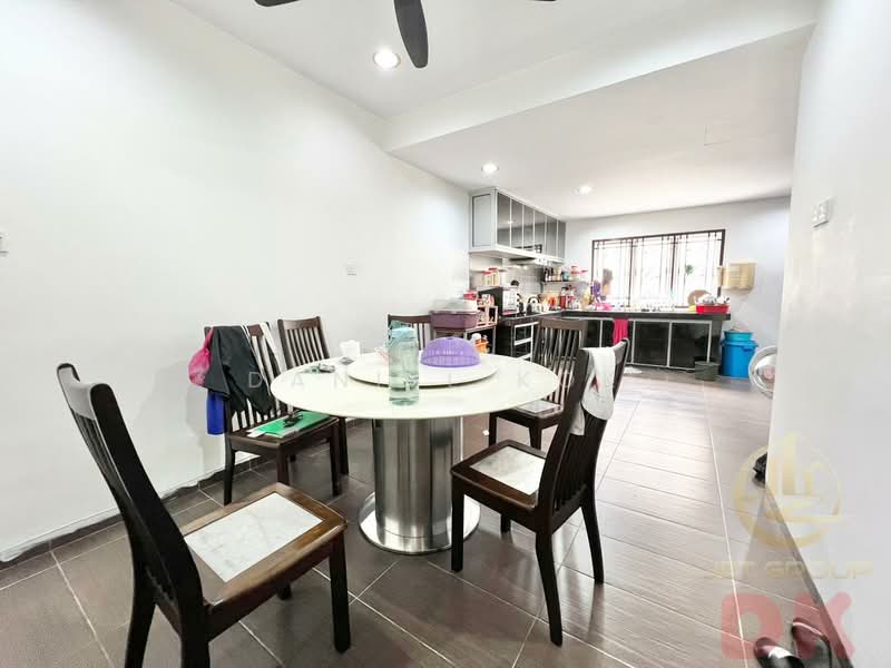 2-storey Terraced House for Sale in Bandar Botanic (Klang) - Daniel Kok - Kitchen - PropertyGuru.com.my