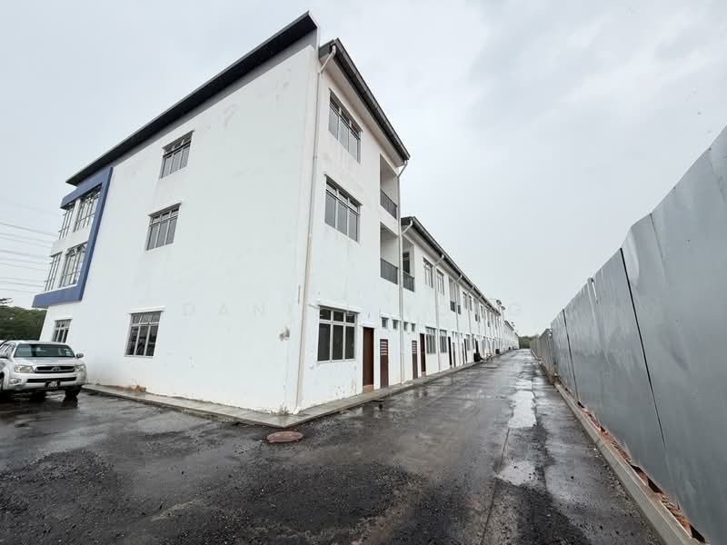 Shop for Rent in Taman Kota Masai (Pasir Gudang) - Daniel Yong - Exterior - PropertyGuru.com.my