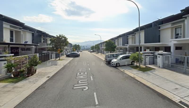 Rumah Teres untuk Dijual di Kota Emerald (Rawang) - Mastura See - Exterior - PropertyGuru.com.my