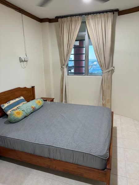 Apartment for Rent at Pangsapuri Maharani (City Towers) - Eunice Lim - Bedroom - PropertyGuru.com.my