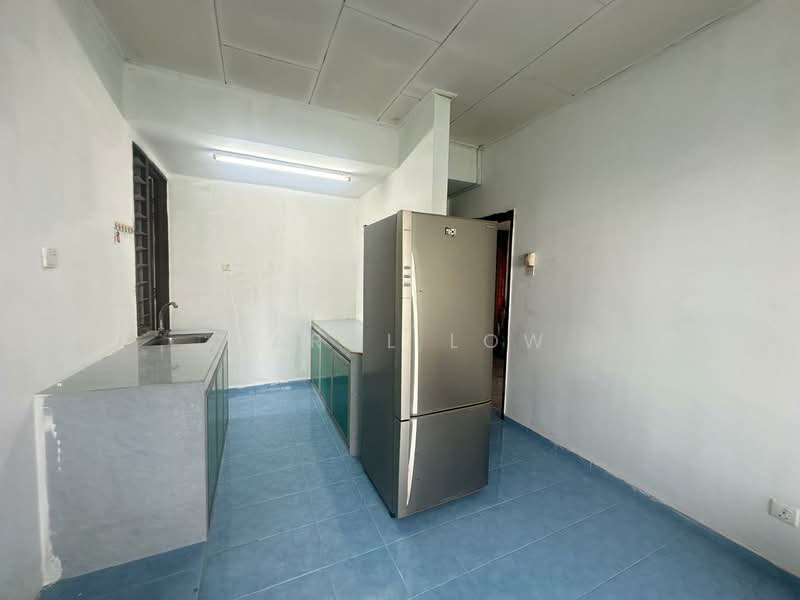 Flat for Rent at Taman Austin Perdana - Carol Low - Kitchen - PropertyGuru.com.my