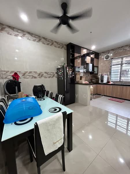 Rumah Teres 1 Tingkat untuk Dijual di Taman Bestari Indah (Ulu Tiram) - Daniel Yong - Kitchen - PropertyGuru.com.my