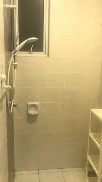 Kondominium untuk Dijual di Impian Meridian - Sam Fong - Bathroom - PropertyGuru.com.my