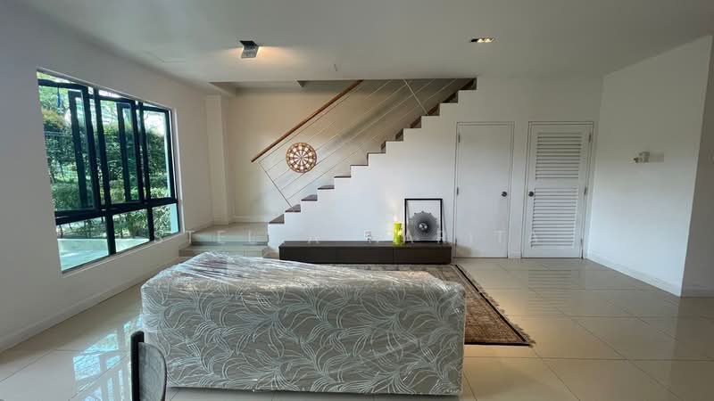 Rumah Teres 3 Tingkat untuk Disewa di Leisure Farm (Gelang Patah) - Stella Narita - PropertyGuru.com.my