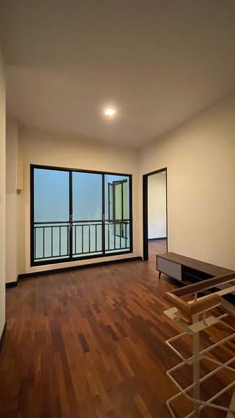 Rumah Teres 3 Tingkat untuk Disewa di Leisure Farm (Gelang Patah) - Stella Narita - PropertyGuru.com.my