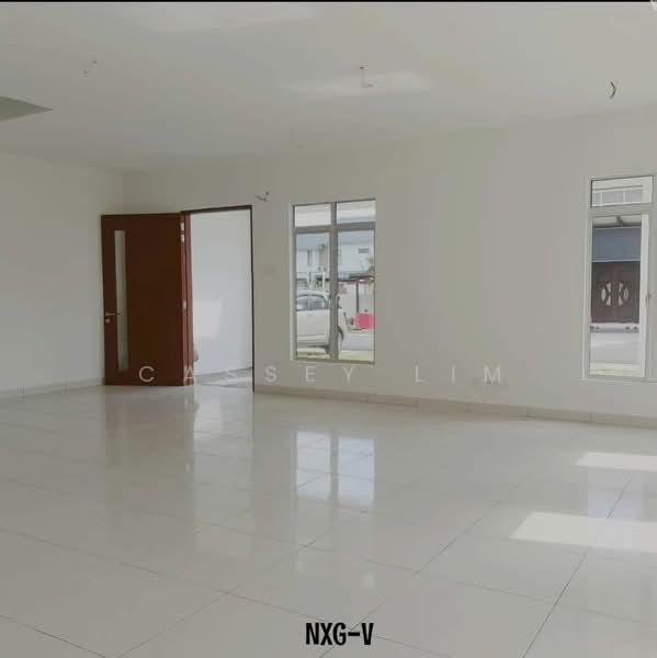 1.5-storey Terraced House for Sale in Glenmarie Cove (Klang) - Cassey Lim - Living Room - PropertyGuru.com.my