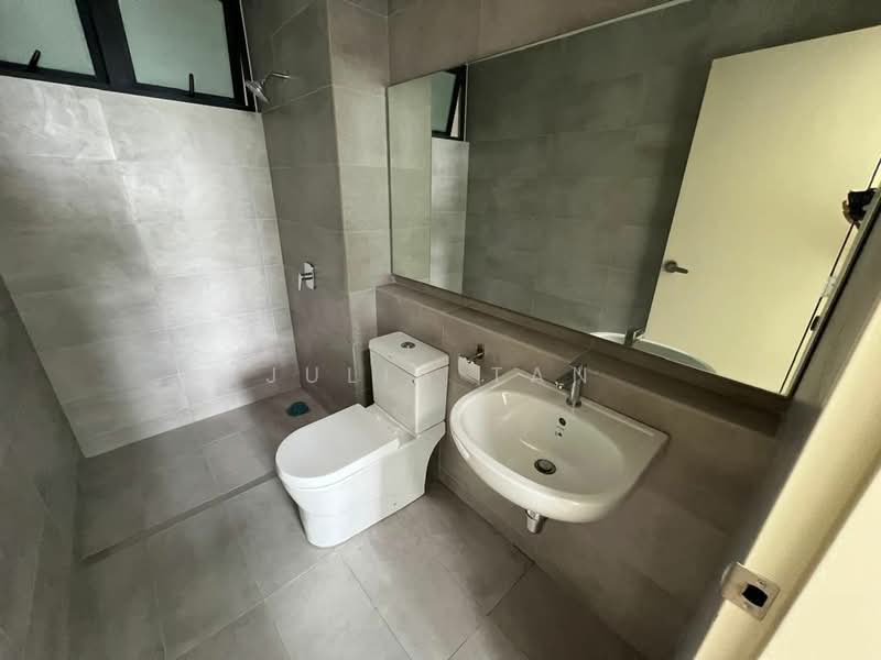 Apartment for Rent at Summit @ Lagoon Residences - Julia Tan - Bathroom - PropertyGuru.com.my
