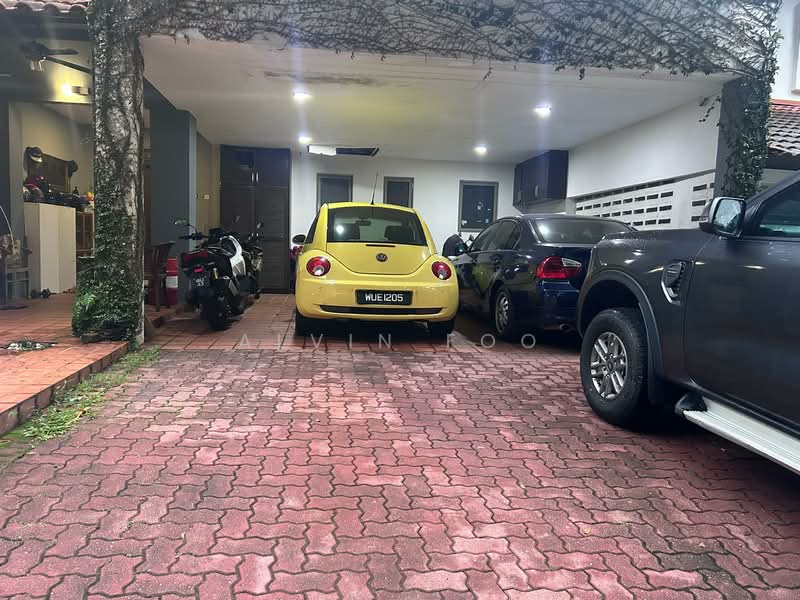 2.5-storey Terraced House for Sale in Sungai Buloh (Selangor) - Alvin Foo - Car Park - PropertyGuru.com.my