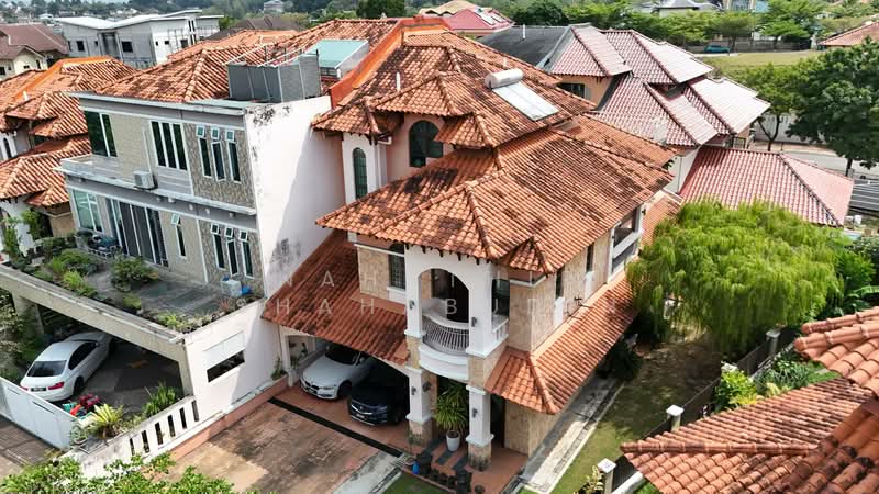 Rumah Berkembar untuk Dijual di Seksyen 7 (Shah Alam) - Nahathir Shahabudin - Exterior - PropertyGuru.com.my