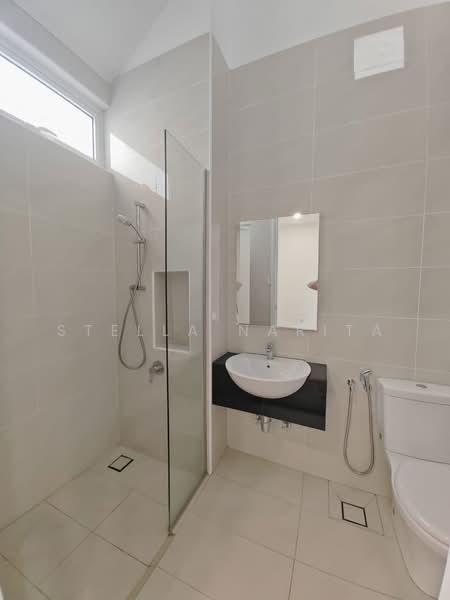 Rumah Kluster untuk Disewa di Taman Ekoflora (Johor Bahru) - Stella Narita - Bathroom - PropertyGuru.com.my