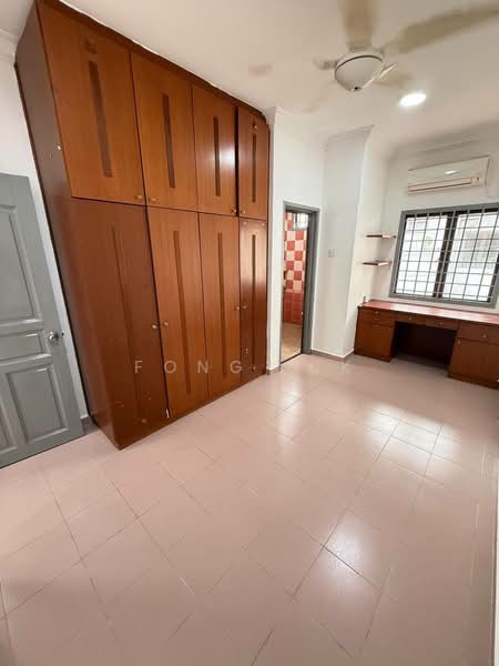 2-storey Terraced House for Sale in Taman Mount Austin (Tebrau) - Fong Lik - Bedroom - PropertyGuru.com.my