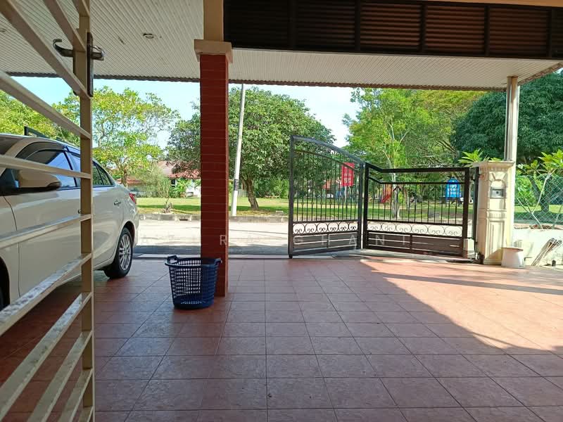 Rumah Berkembar untuk Dijual di Kepala Batas (Penang) - Azura Ghani - Exterior - PropertyGuru.com.my