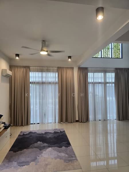 Rumah Berkembar untuk Dijual di Telok Panglima Garang (Selangor) - Kenny Chan - Living Room - PropertyGuru.com.my